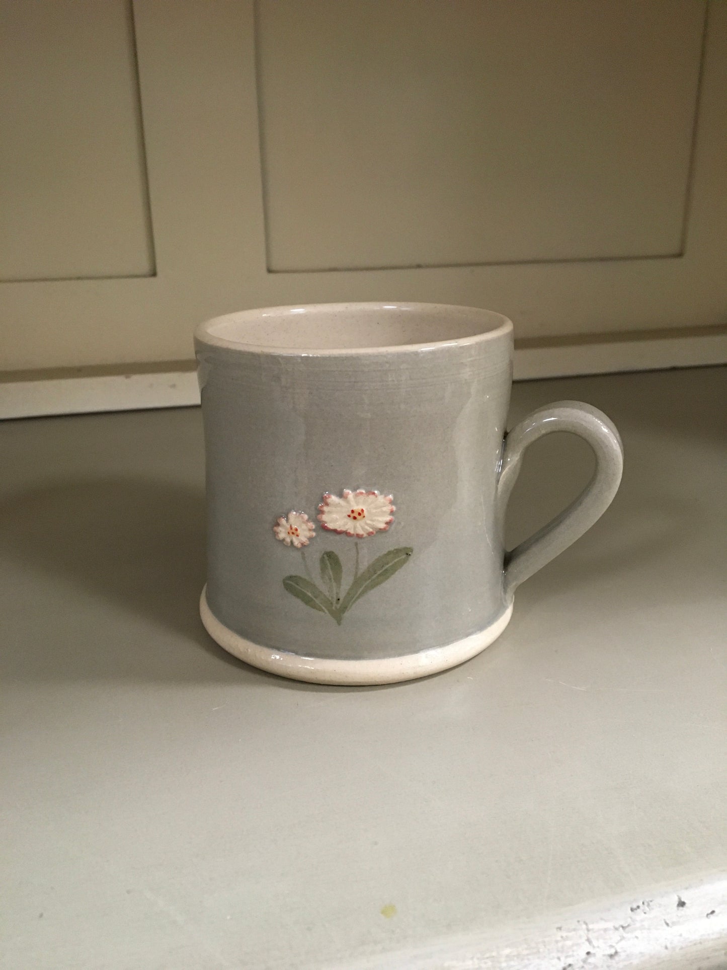 Hogben Pottery Mug - Daisy