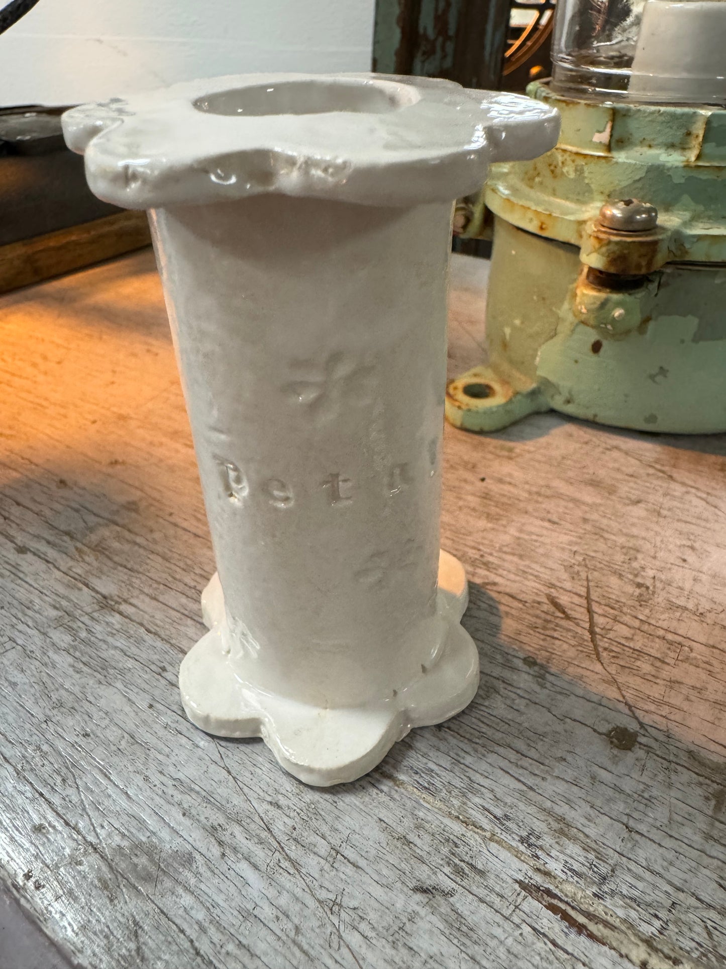 Oh.Pea Candlestick Holder