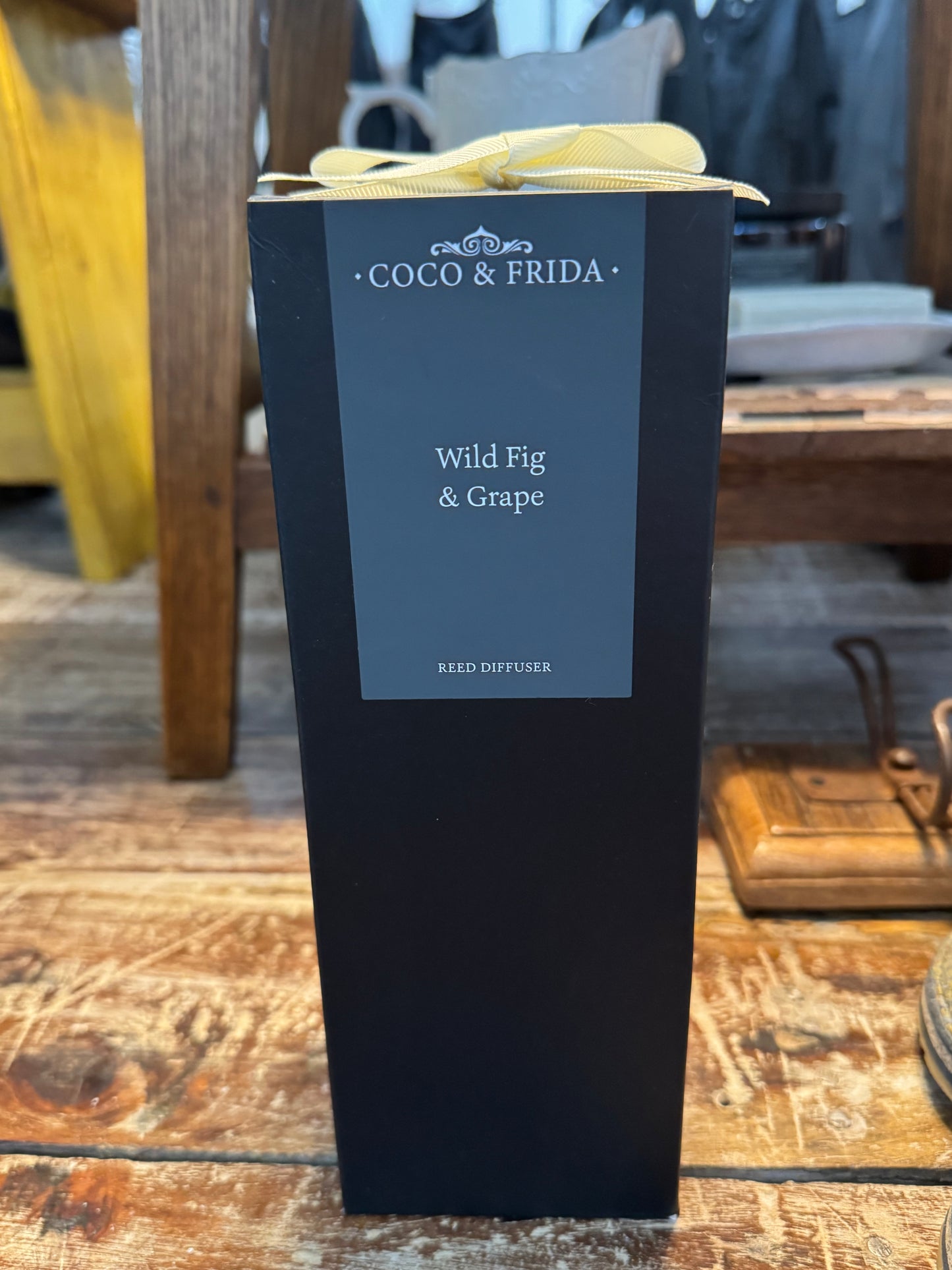 Coco & Frida Wild Fig & Grape 200ml Reed Diffuser Kit