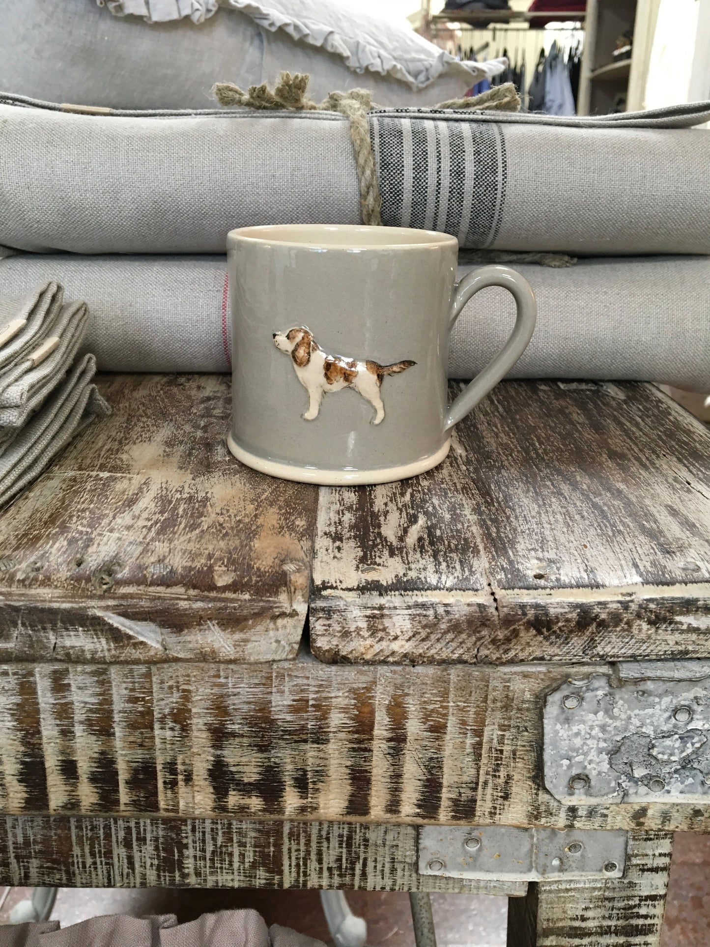Hogben Pottery Grey Mug - Springer Spaniel