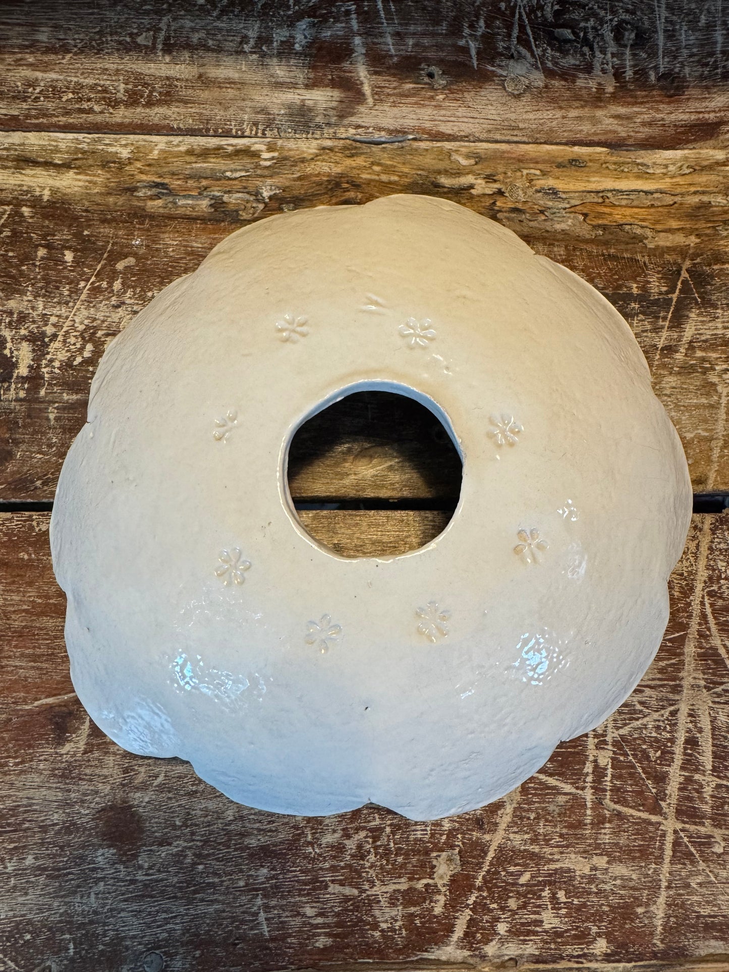 Oh.Pea Ceramic Scalloped Light Shade