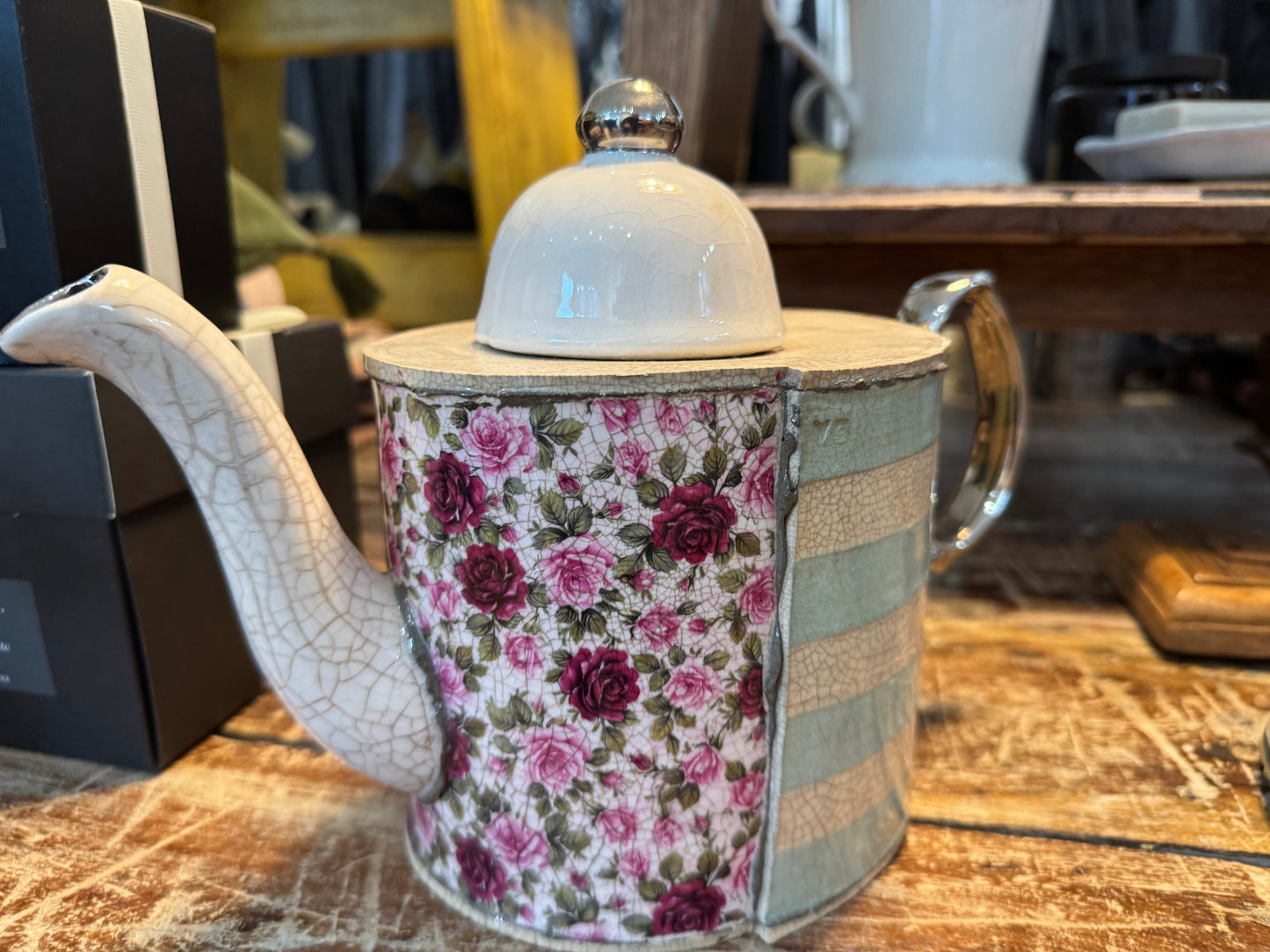 Virginia Graham Large Teapot