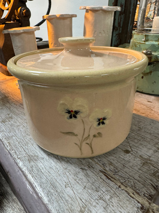 Hogben Pottery Pot with Lid - Flower