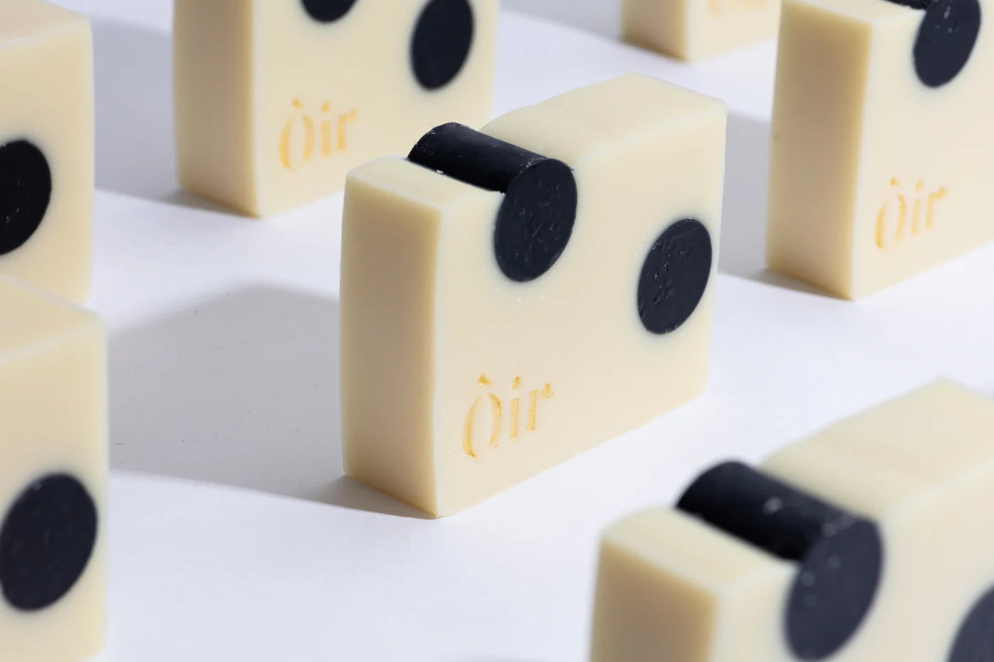 Lemongrass, pink grapefruit, clary sage, rosemary hand & body soap